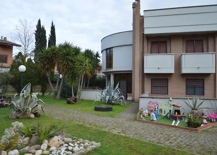 Hotel Domus Achille Fosco - Casa Per Ferie Ciampino